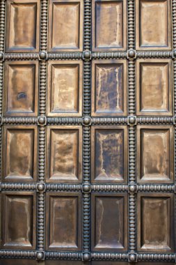 süslü altın duvar