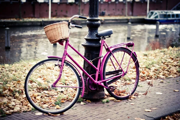 Bicicleta em Amsterdã — Fotografia de Stock