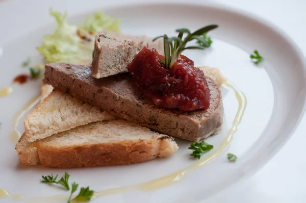 Franse pate met toast — Stockfoto