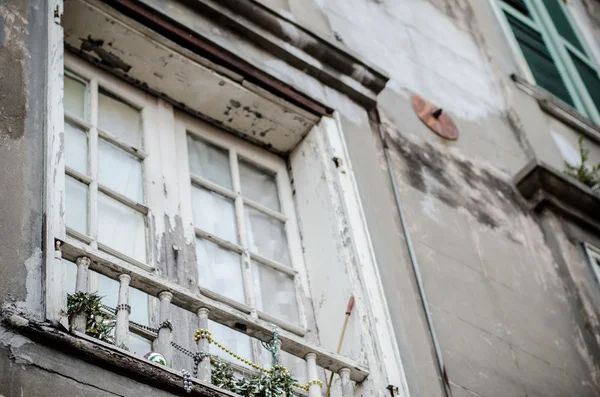 Vintage window, New Orleans — Stock Photo, Image