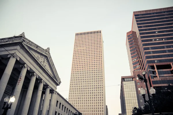 Centrální obchodní čtvrti, mrakodrapy a gallier hall, nové orl — Stock fotografie