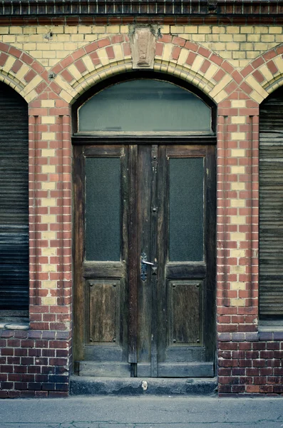 Old grunge door — Stock Photo, Image