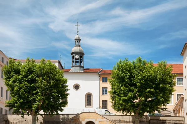 Inner courtyard in the French city — Stock Photo, Image