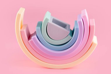 Silikon gökkuşağı istifleme yapbozu, bebek istifleme oyuncakları, açık uçlu Montessori yuvası ve bebek ve çocuklar için duyusal oyuncak bağlama hediyeleri. Renkli eğitim ilk yumuşak bebek oyuncağı.