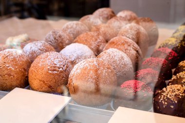 Pastane, vitrin şekeri, tatlı, çörek.