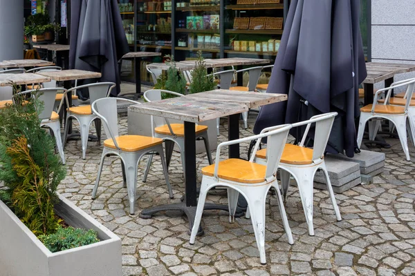 Leerer Tisch Café Oder Restaurant Freien Tische Und Stühle Straßencafé — Stockfoto