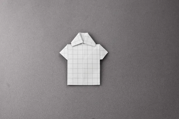 Origami gömlek