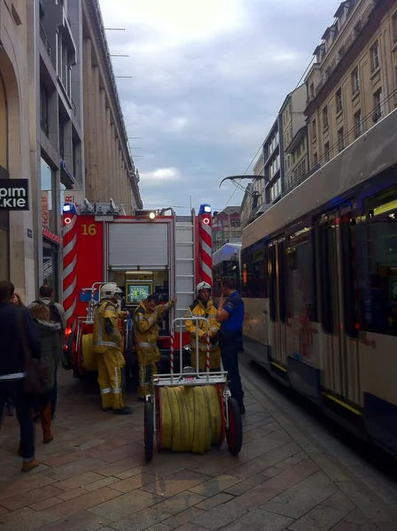 19 Ekim 2013: Cenevre merkezine itfaiyeciler