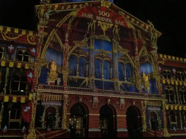 25 Ekim 2013, rendez-vous bundesplatz, ışık ve ses gösterisi, bern, İsviçre