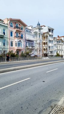 Arnavutkoy 'dan güzel ve renkli bir ev - İstanbul