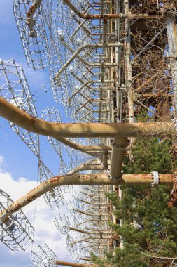 Büyük anten alanı. Sovyet radar sistemi Duga Chernobyl nükleer santral. ABM füze savunma. Anten alanı, ufuk radar. SSCB Abm askeri nesne. Gizli Sovyet Chernobyl -2