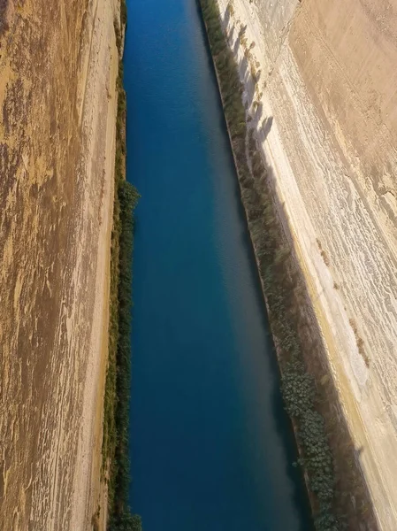 Boten Door Het Korinthische Kanaal — Stockfoto