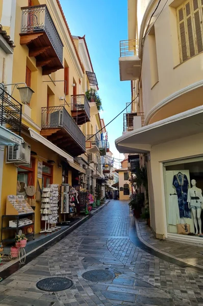 September 2021 Griechenland Blick Auf Bunte Häuser Den Engen Gassen — Stockfoto