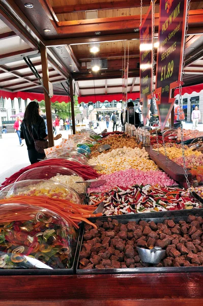Bonbons auf dem Markt Stockfoto