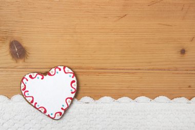 kalp şeklinde Noel kurabiyesi