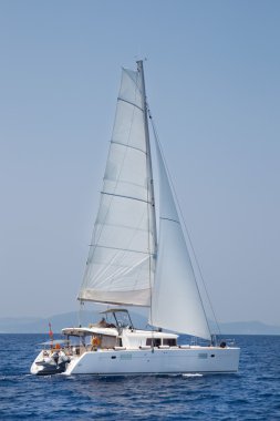 katamaran yat