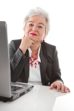 Olgun Bayan iş sahiptir