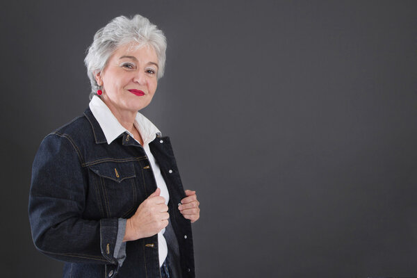 Пожилая леди
