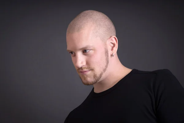 Attraktiva skallig man — Stockfoto