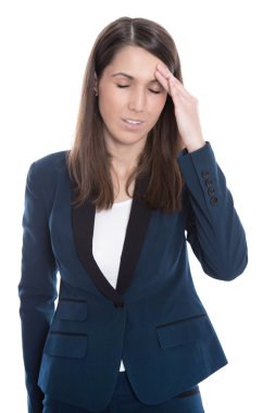 Burnout: whit üzerinde izole takım elbiseyle çok çalışan yorgun işkadını