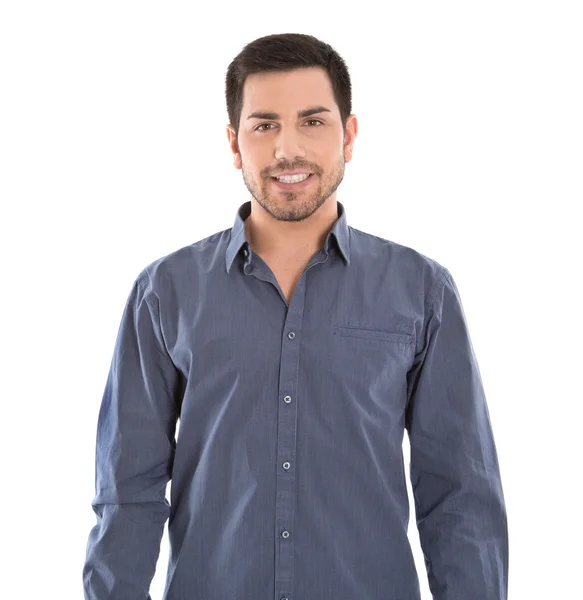 Ritratto di giovane uomo sorridente isolato in camicia blu . — Foto Stock