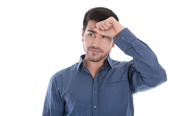 Enxaqueca: jovem empresário com dor de cabeça em camisa azul isolado — Fotografia de Stock