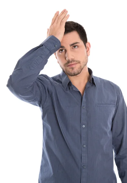 Migraine: jonge manager met hoofdpijn in blauw shirt geïsoleerd op — Stockfoto