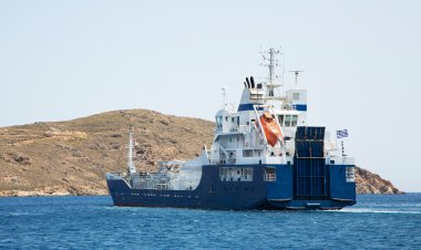 gaz okyanusta gemi çalışıyor. kargo taşıma su.
