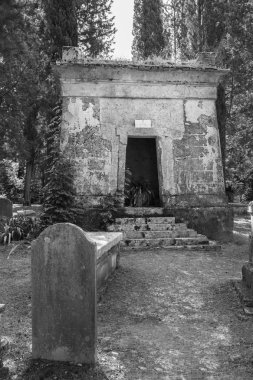 Korfu şehirde gezi: ilginç yer - eski ve yaşlı b