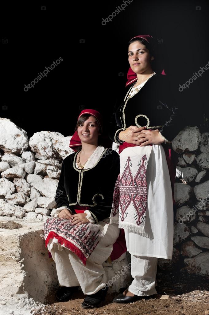 greek traditional dress