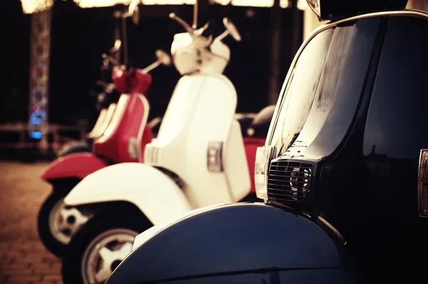 Scooters estacionados —  Fotos de Stock