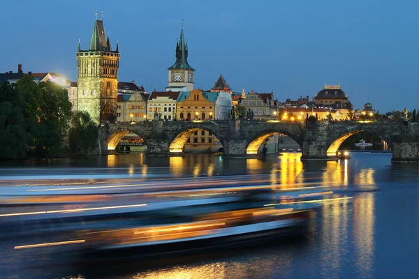 Charles bridge in the evening — Stock Photo, Image