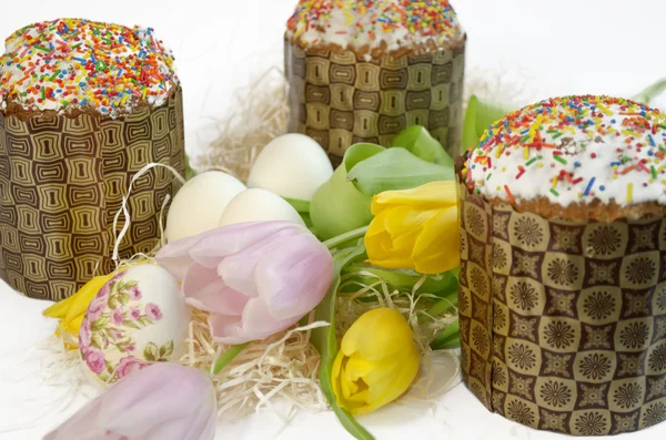 Easter egg cake tulip — Stock Photo, Image