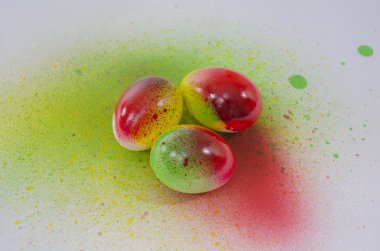 Paskalya yortusu yumurta boya sprey