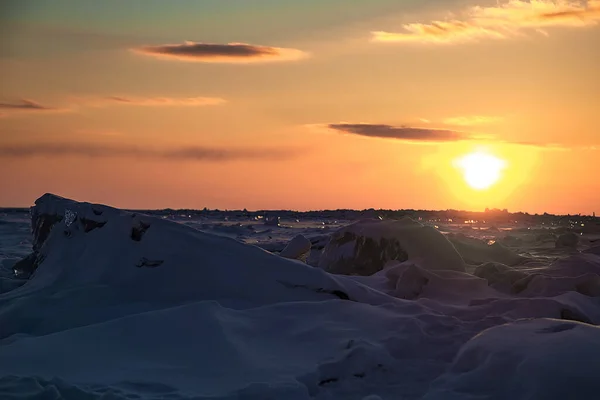Vackert Vinterlandskap Sibirien Med Sol Och Snö — Stockfoto
