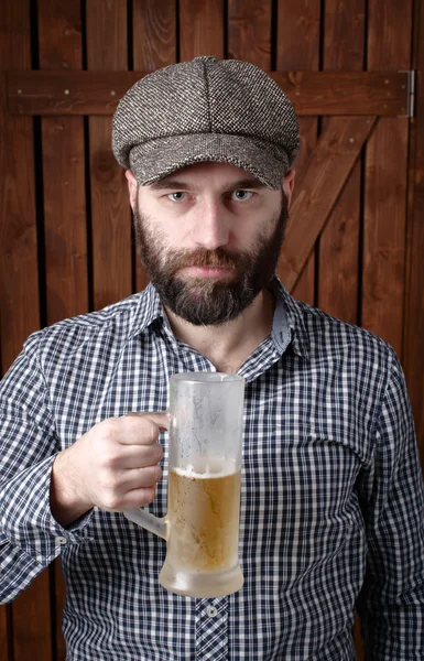 Man with beer — Stock Photo, Image