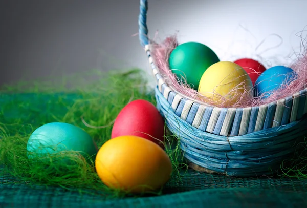 Easter eggs in the basket — Stock Photo, Image