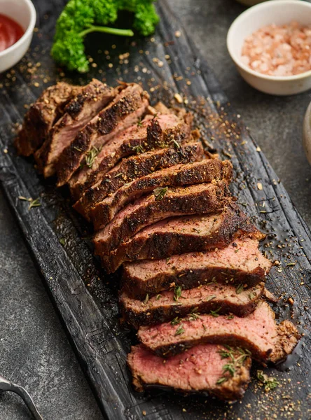 Grilled Sliced Beef Steak Cutting Board Grey Table Beef Tenderloin — Stok fotoğraf