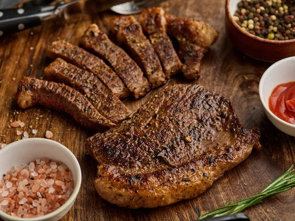 Grilled Top Sirloin Cup Rump Beef Meat Steak Wooden Board — Photo