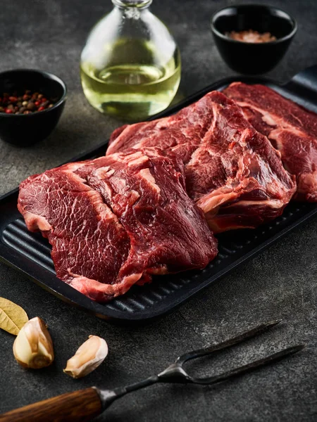 Carne Cruda Ternera Deliciosa Mejillas Res Mejor Carne Para Cocinar —  Fotos de Stock