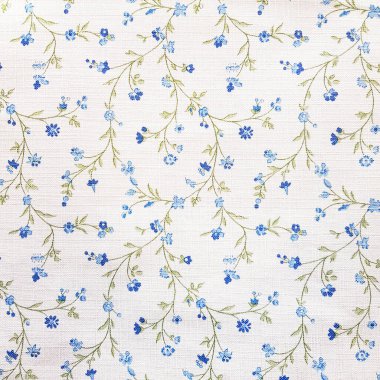 Duvar ve zemin dekorasyonu için çiçek desenli beyaz seramik fayanslar. Beton taş yüzey arka planı. İç tasarım için mavi çiçekli klasik desen.