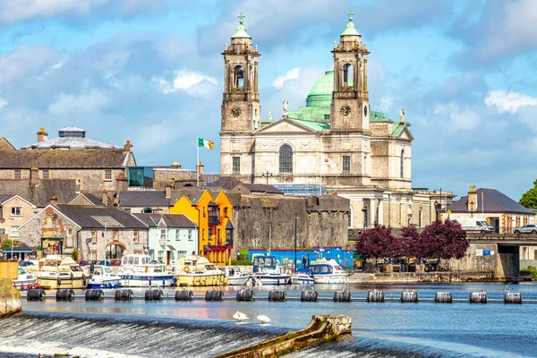 Beautiful View Parish Church Peter Paul Castle Town Athlone Next — Stock Photo, Image