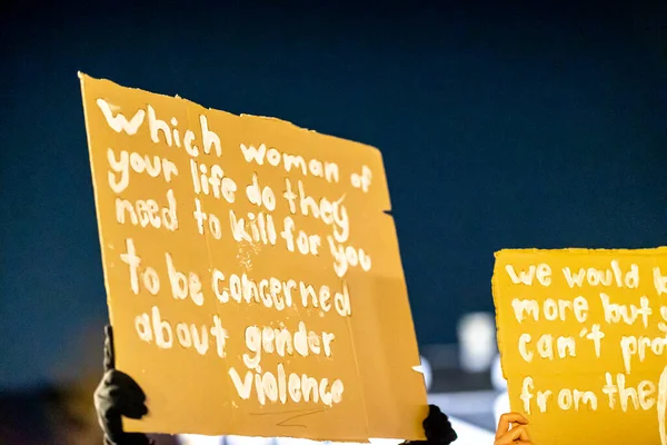 荷兰南林堡马斯特里赫特 2022年3月8日 国际妇女节 在Vrijthof举行的反对虐待妇女 性别暴力和维护妇女权利的演讲 示威和游行 — 图库照片