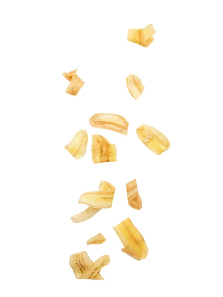 Падение Банановые Чипы Изолированы Белом Фоне Вырезкой Путь — стоковое фото