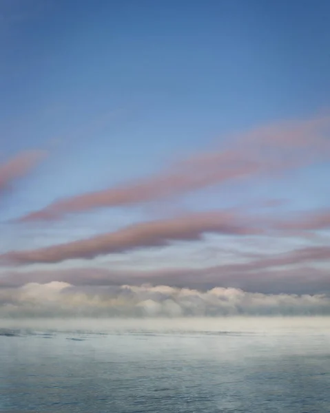 Formación Nubes Sobre Cálido Mar Báltico Durante Frío Invierno Imagen —  Fotos de Stock