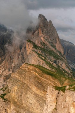 İtalya 'da Seceda Dolomite Dağı, Özerk Bolzano Eyaleti, Güney Tyrol.