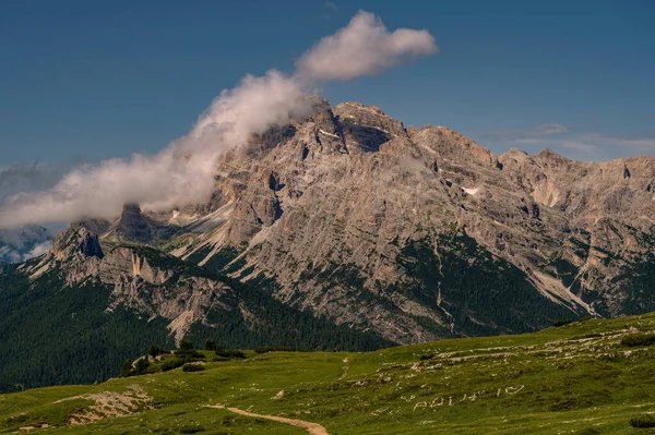 Sexiga Dolomiter Nordöstra Italien Solig Sommardag — Stockfoto