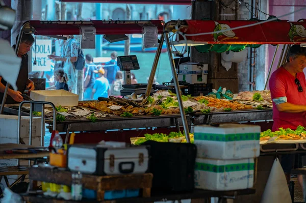 2021年7月28日 意大利威尼斯鱼类市场 — 图库照片