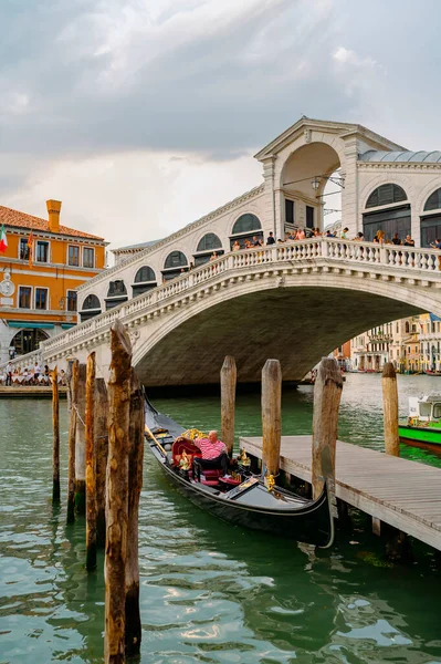 Venecia Italia Julio 2021 Gran Canal Puente Rialto Venecia Italia — Foto de Stock