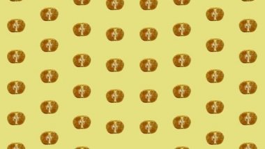 Sarı arka planda taze mandalinaların renkli meyve deseni. Mandalinalı kusursuz desen. Mandalina. Gerçekçi animasyon. 4K video hareketi